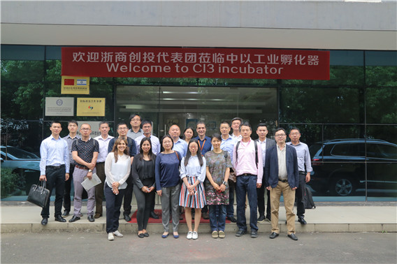 1477448398946856.jpg 641798398605757305.jpg