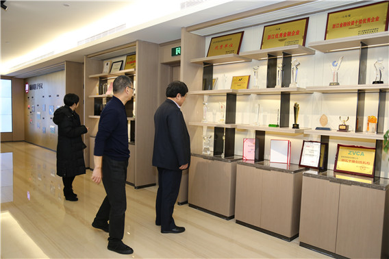 1513342326142623.jpg IMG_5862.jpg