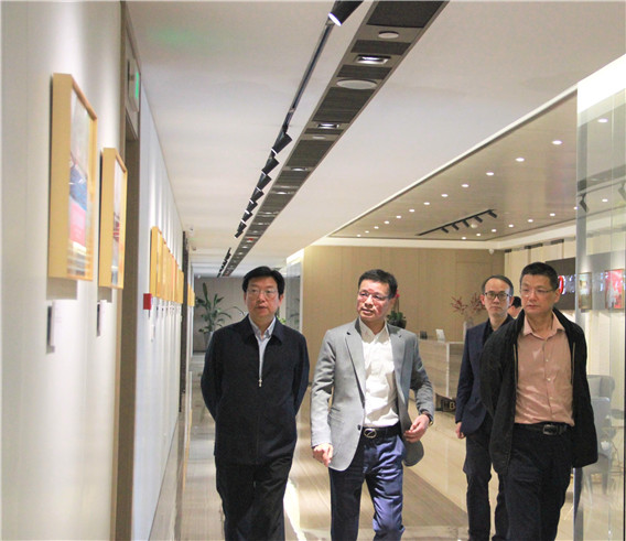 1559614502682612.jpg 02.jpg