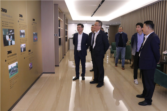 1588059323404562.jpg IMG_9490.jpg